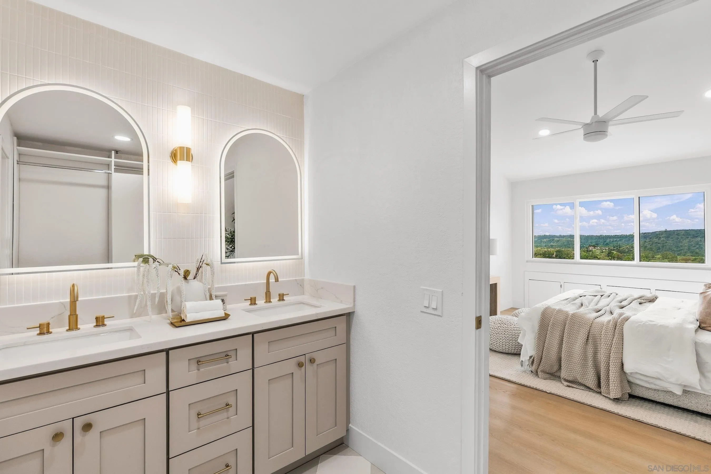 11233 Tierrasanta Unit 61