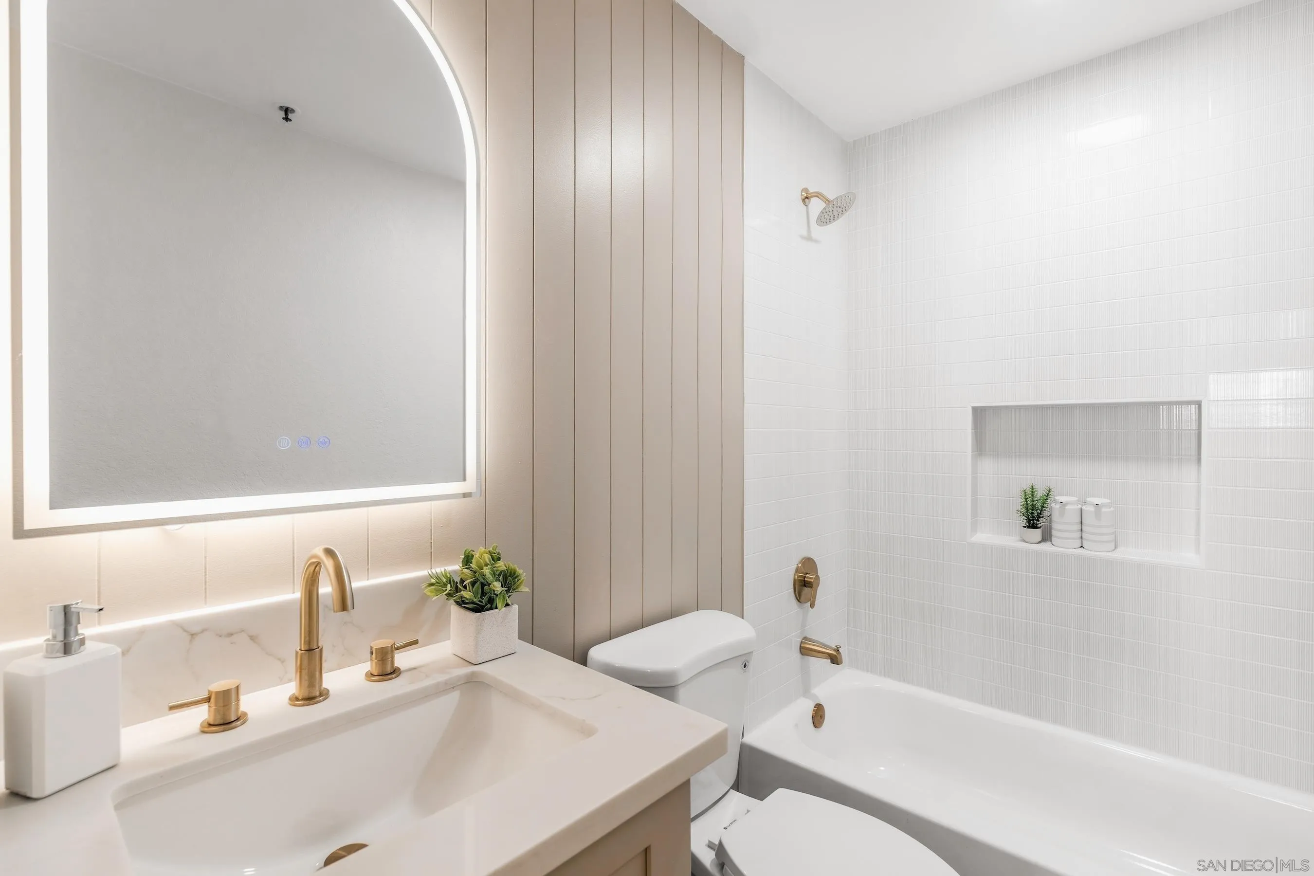 11233 Tierrasanta Unit 61