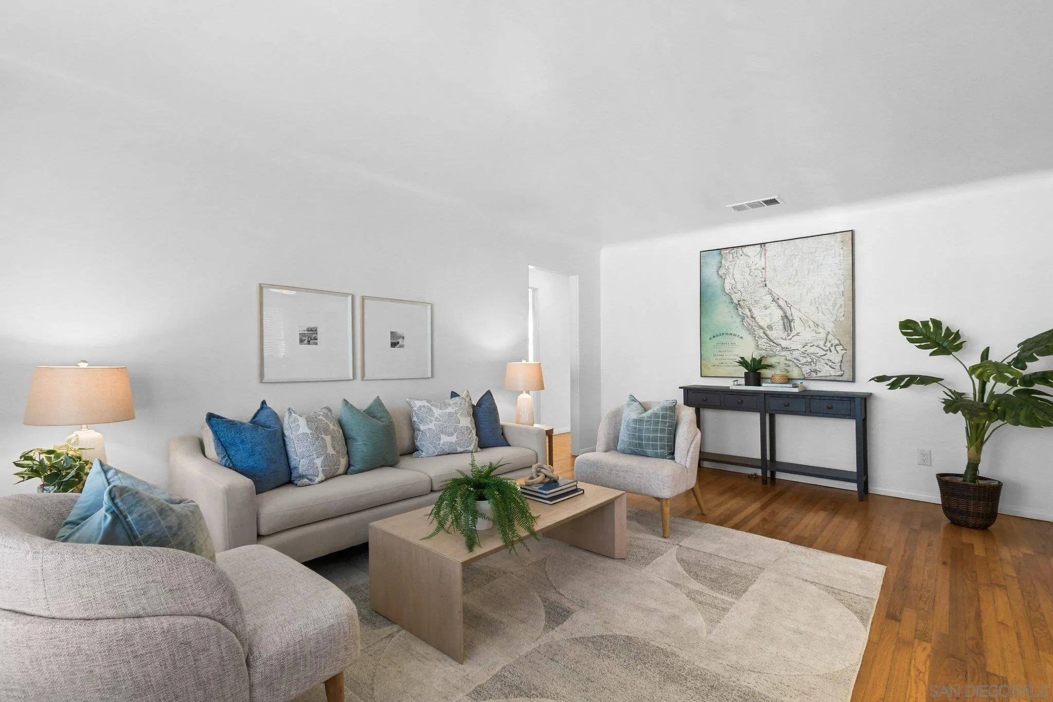 3143 Meadow Grove Dr