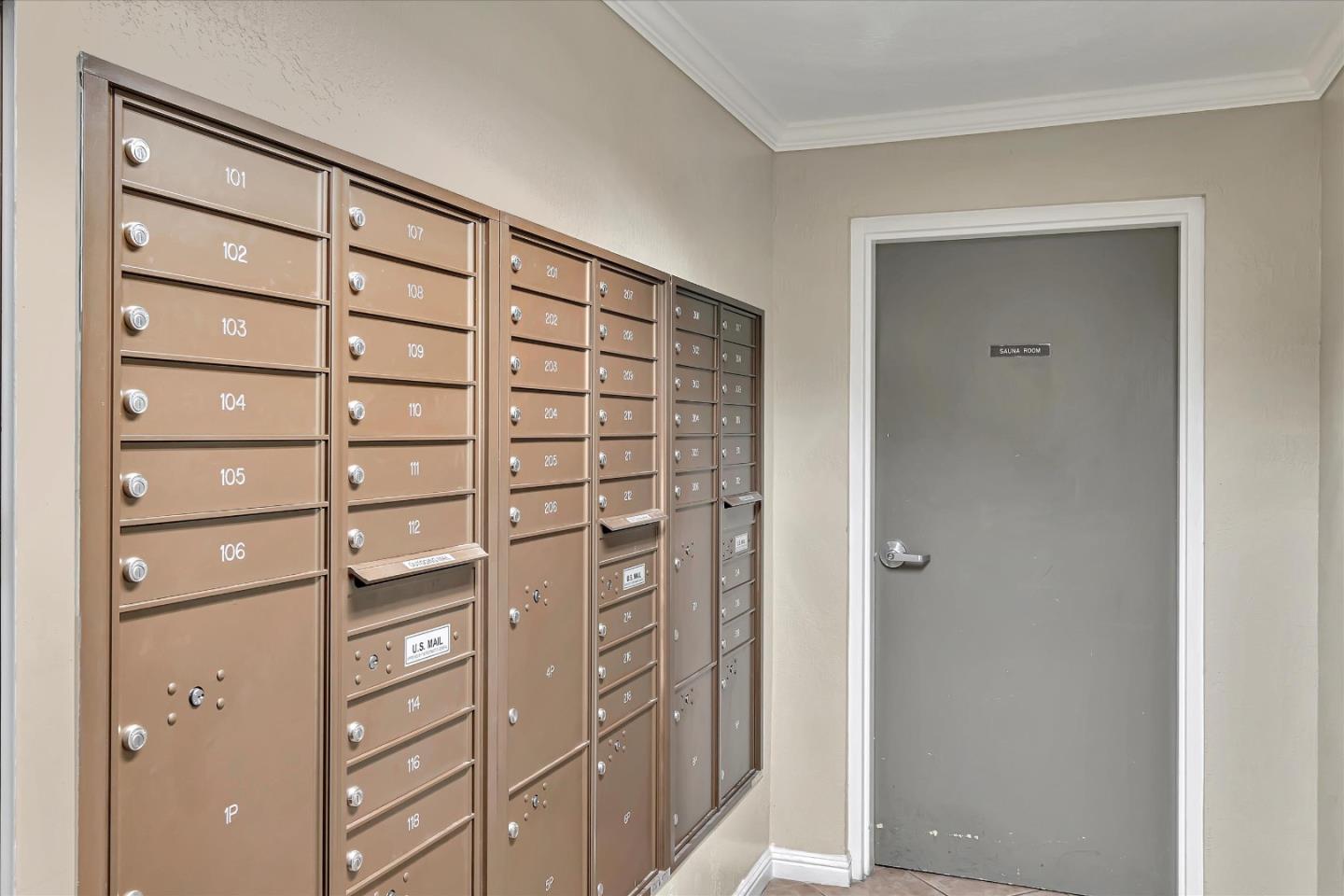 1033 Crestview Drive 310