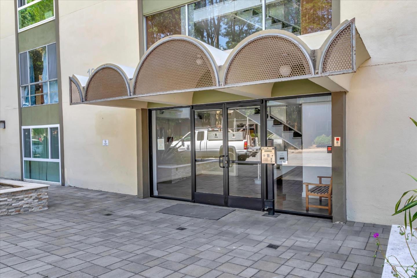 1033 Crestview Drive 310