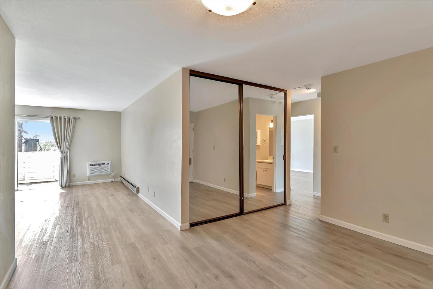 1033 Crestview Drive 310