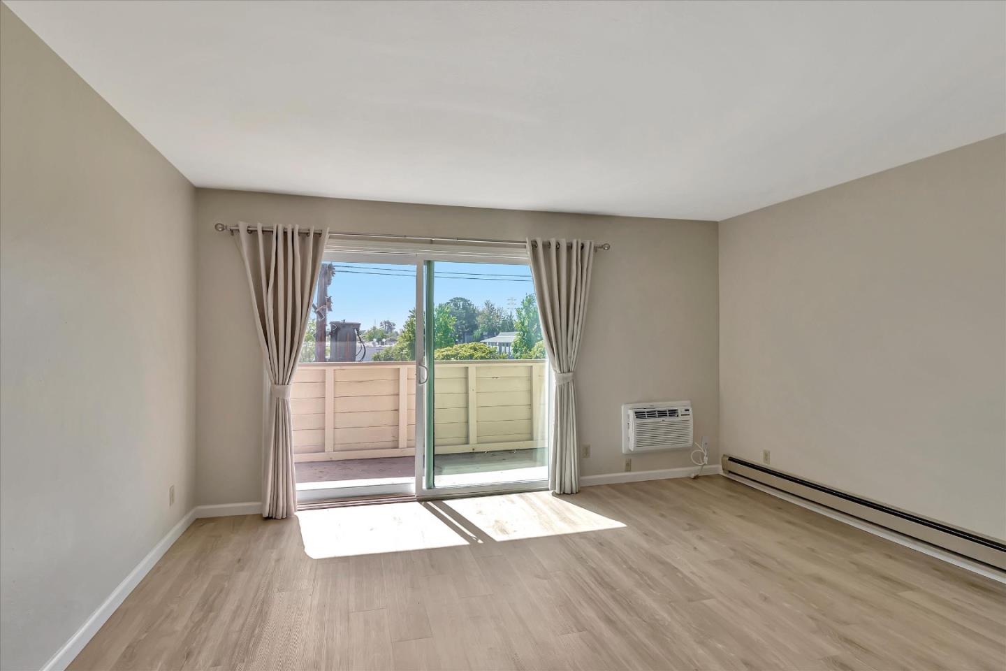 1033 Crestview Drive 310