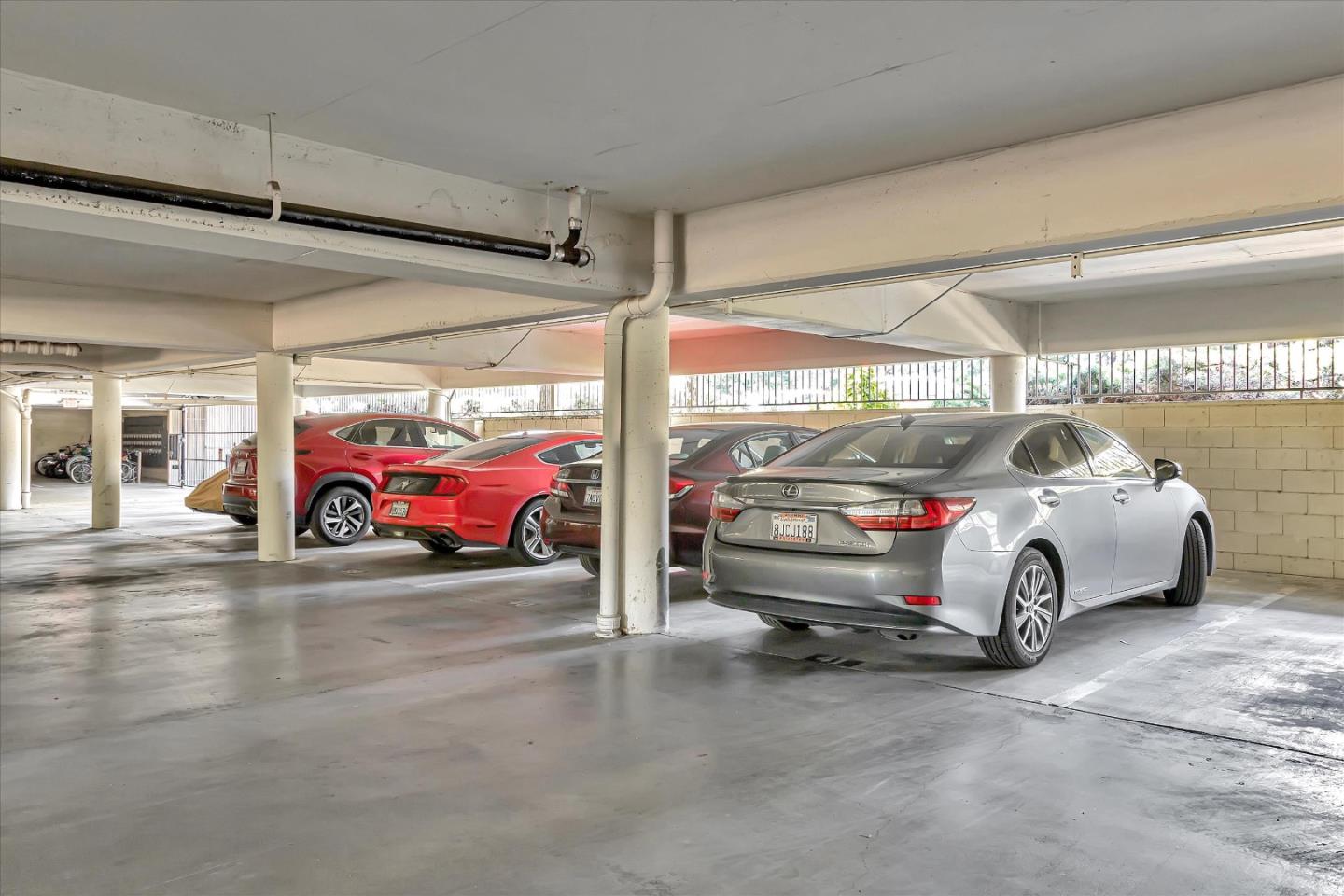 1033 Crestview Drive 310