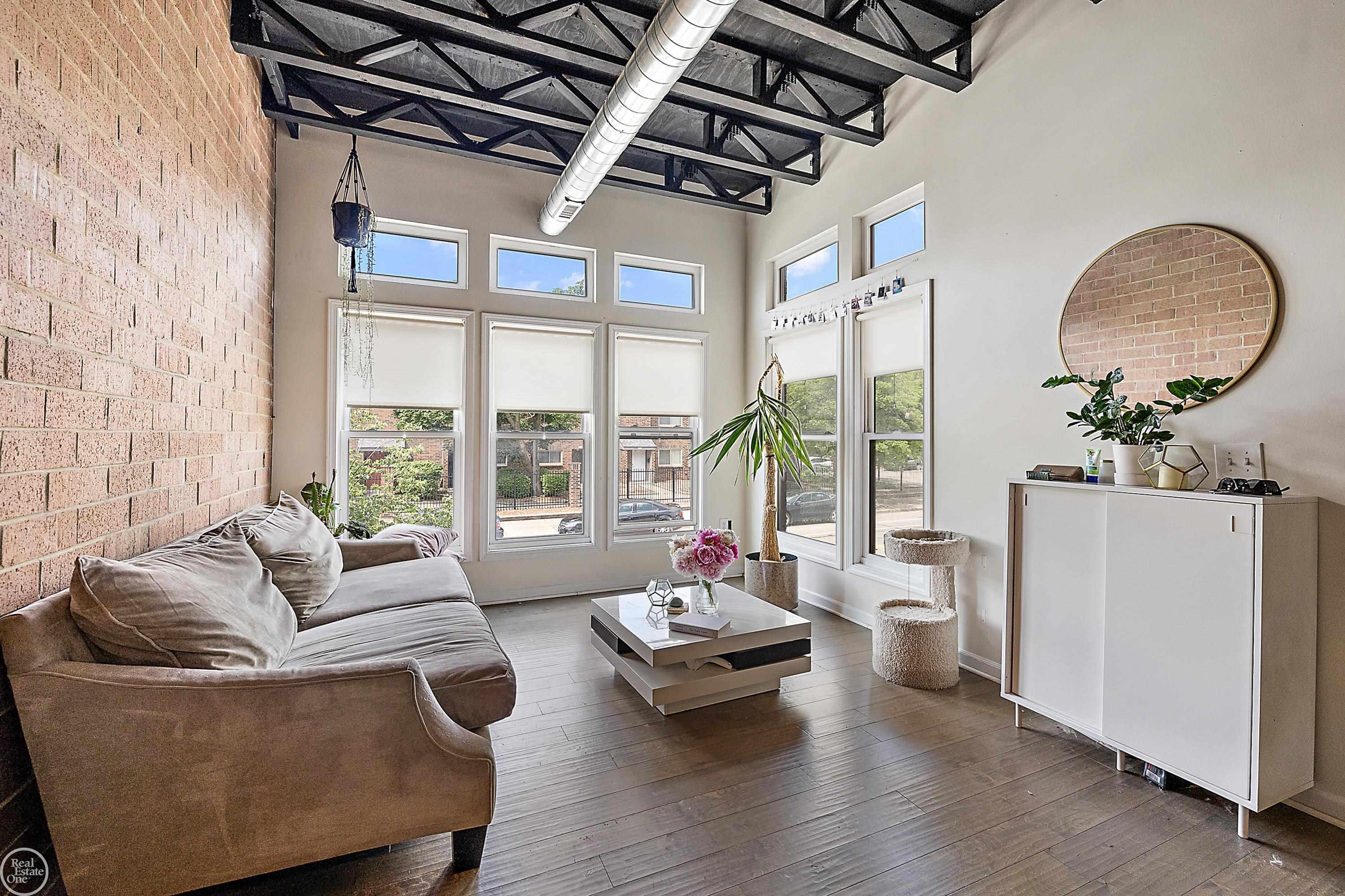 4430 3rd St Unit: Unit #8