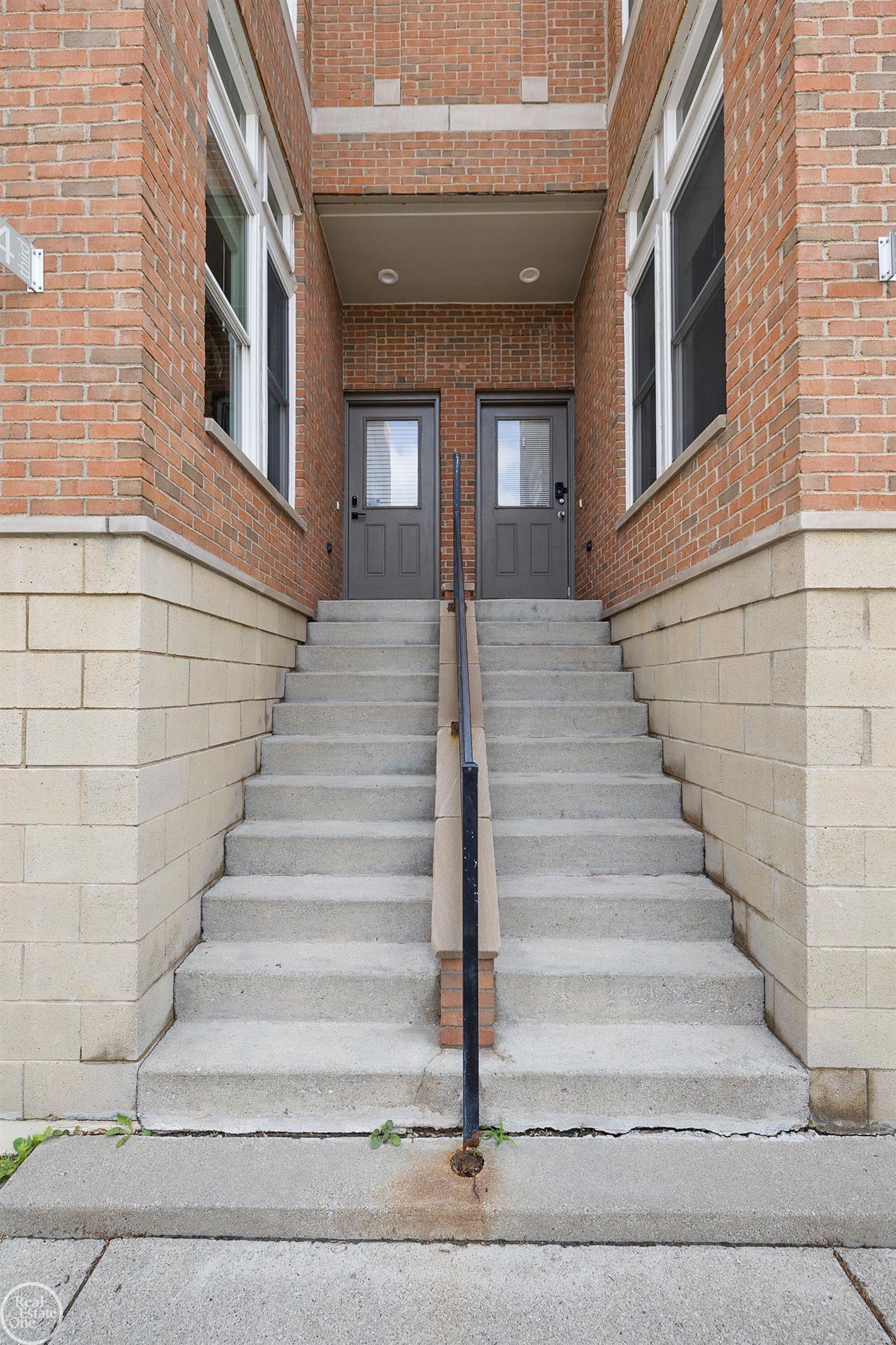 4430 3rd St Unit: Unit #8