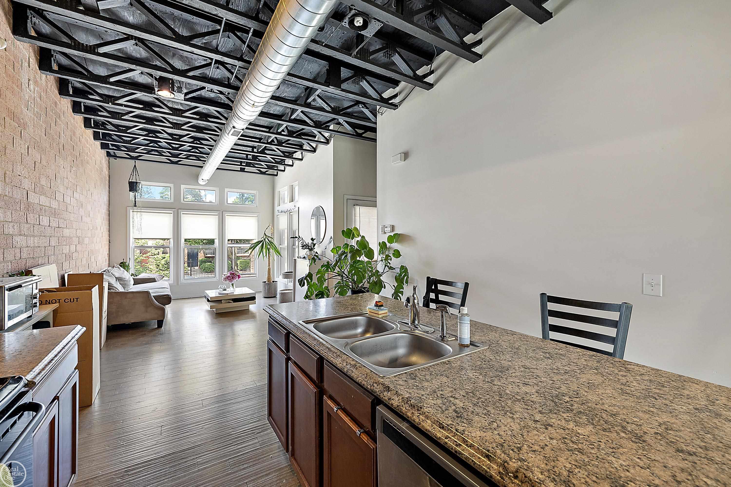 4430 3rd St Unit: Unit #8