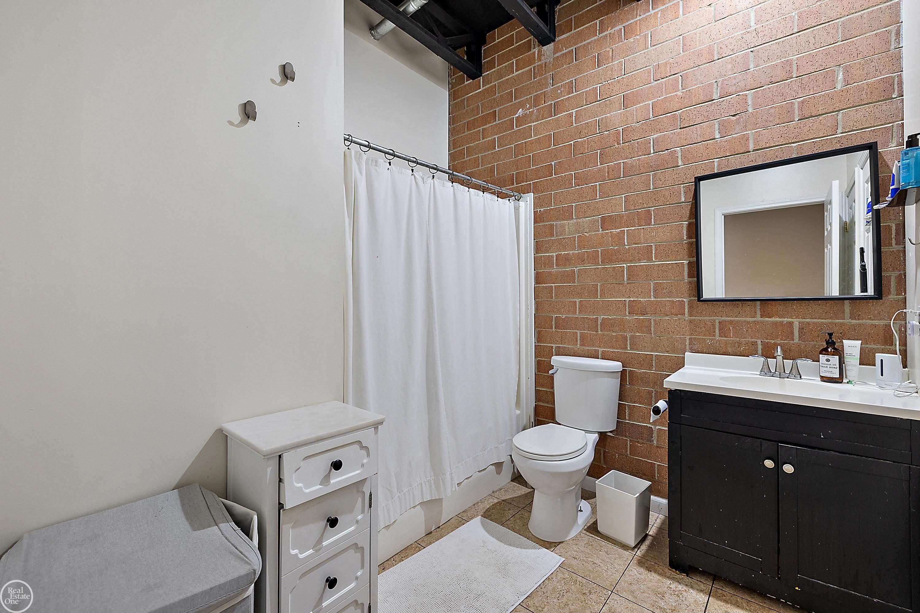 4430 3rd St Unit: Unit #8