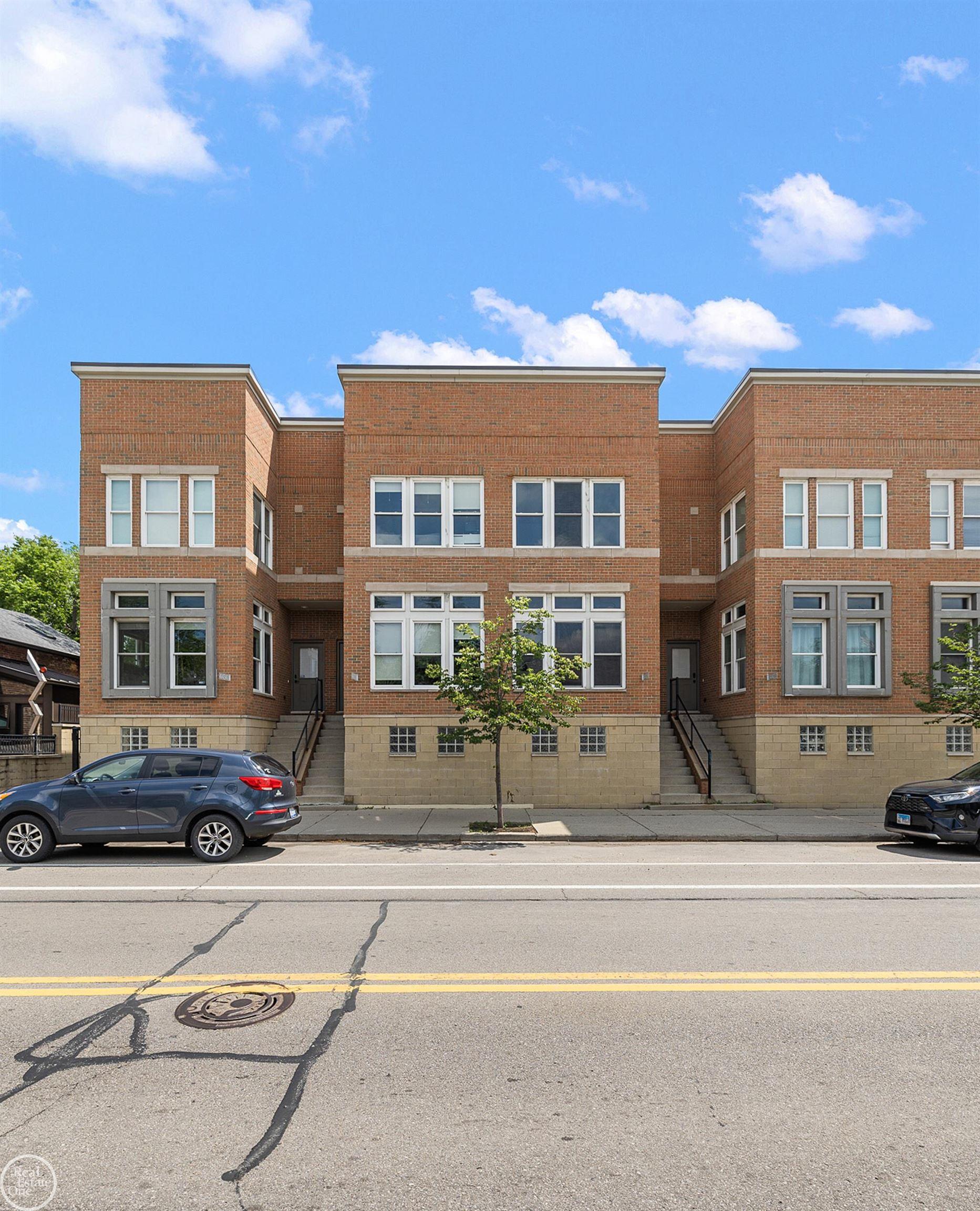 4430 3rd St Unit: Unit #8