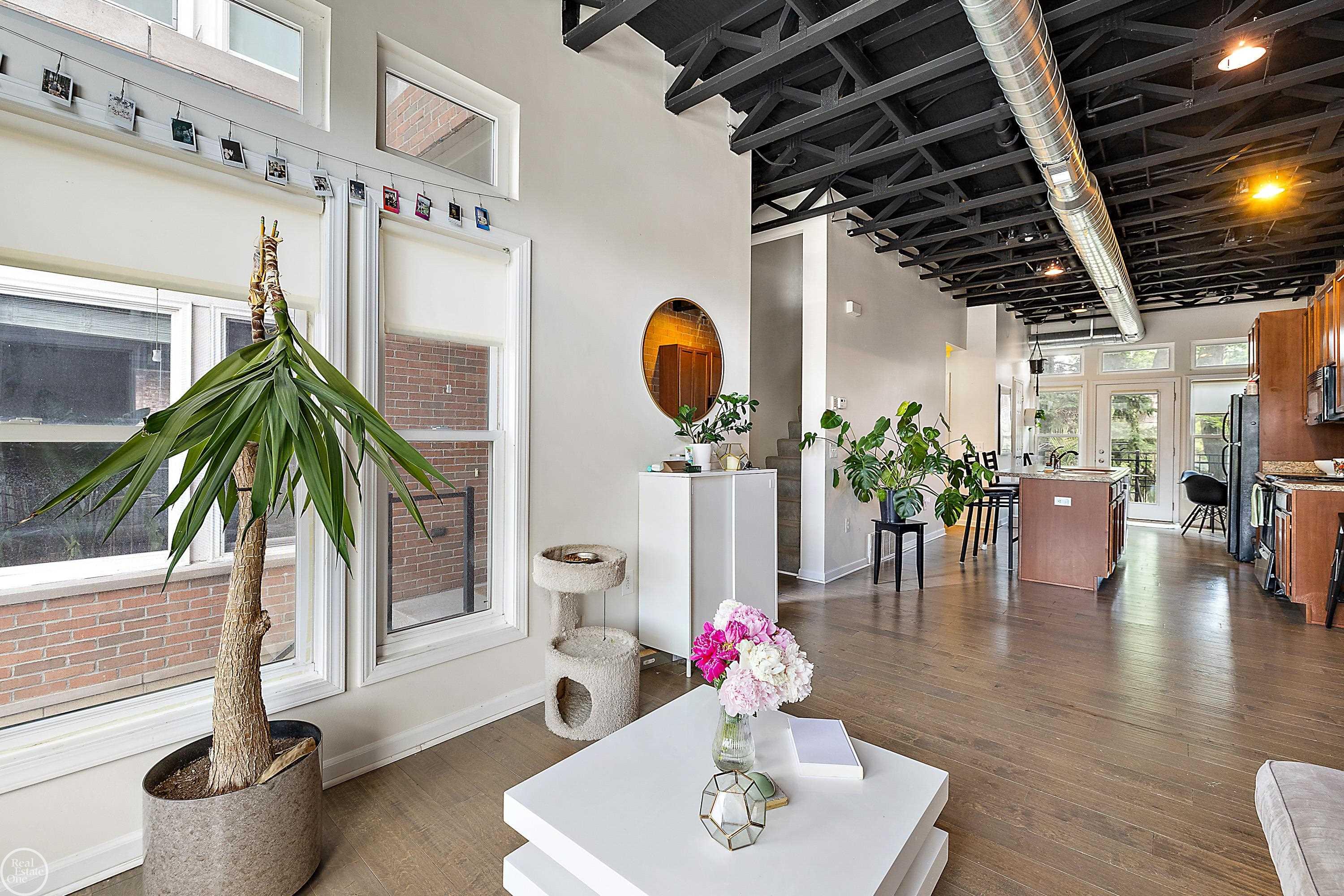 4430 3rd St Unit: Unit #8