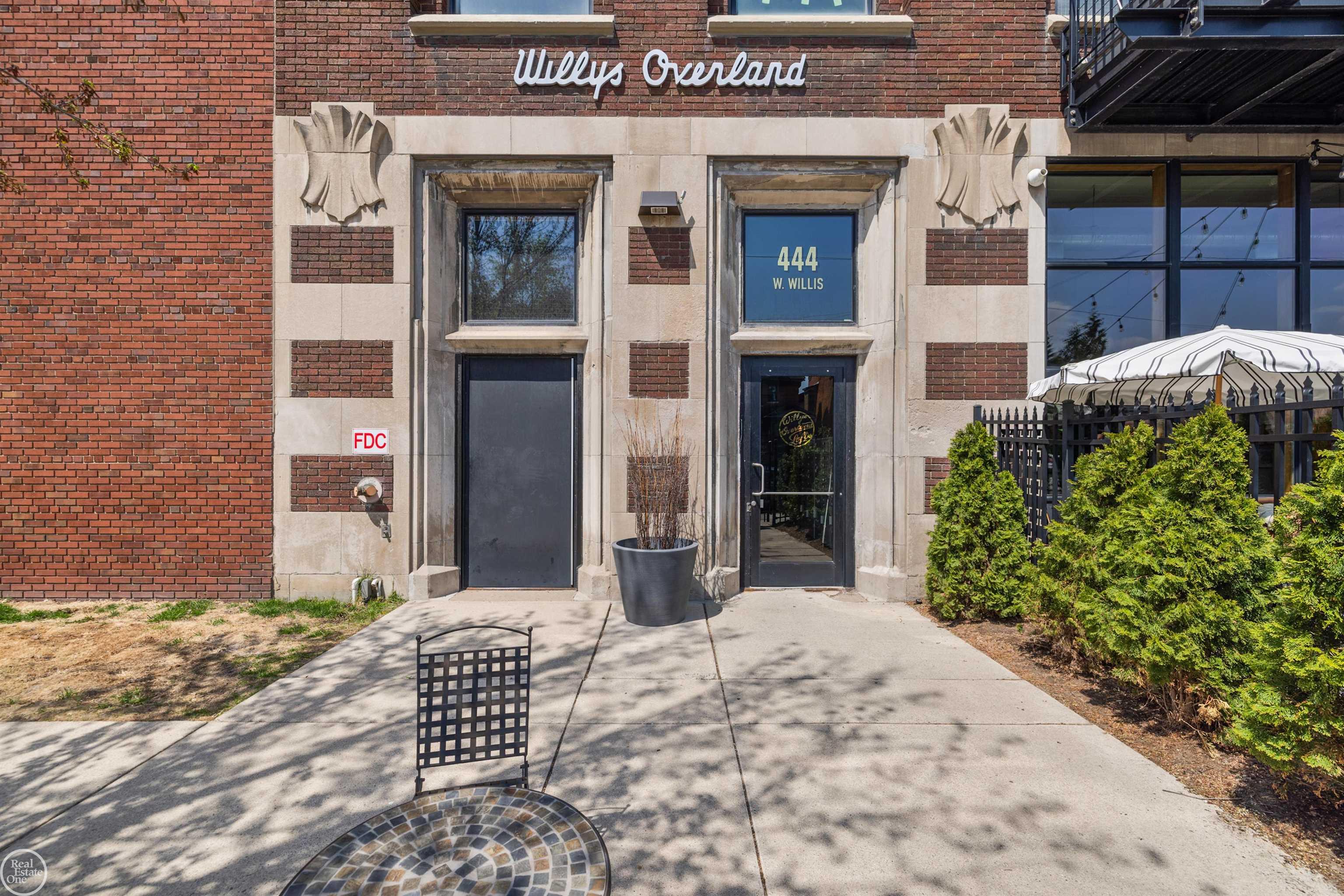 444 W Willis St Unit#89/205 Street Unit: Unit#89/205