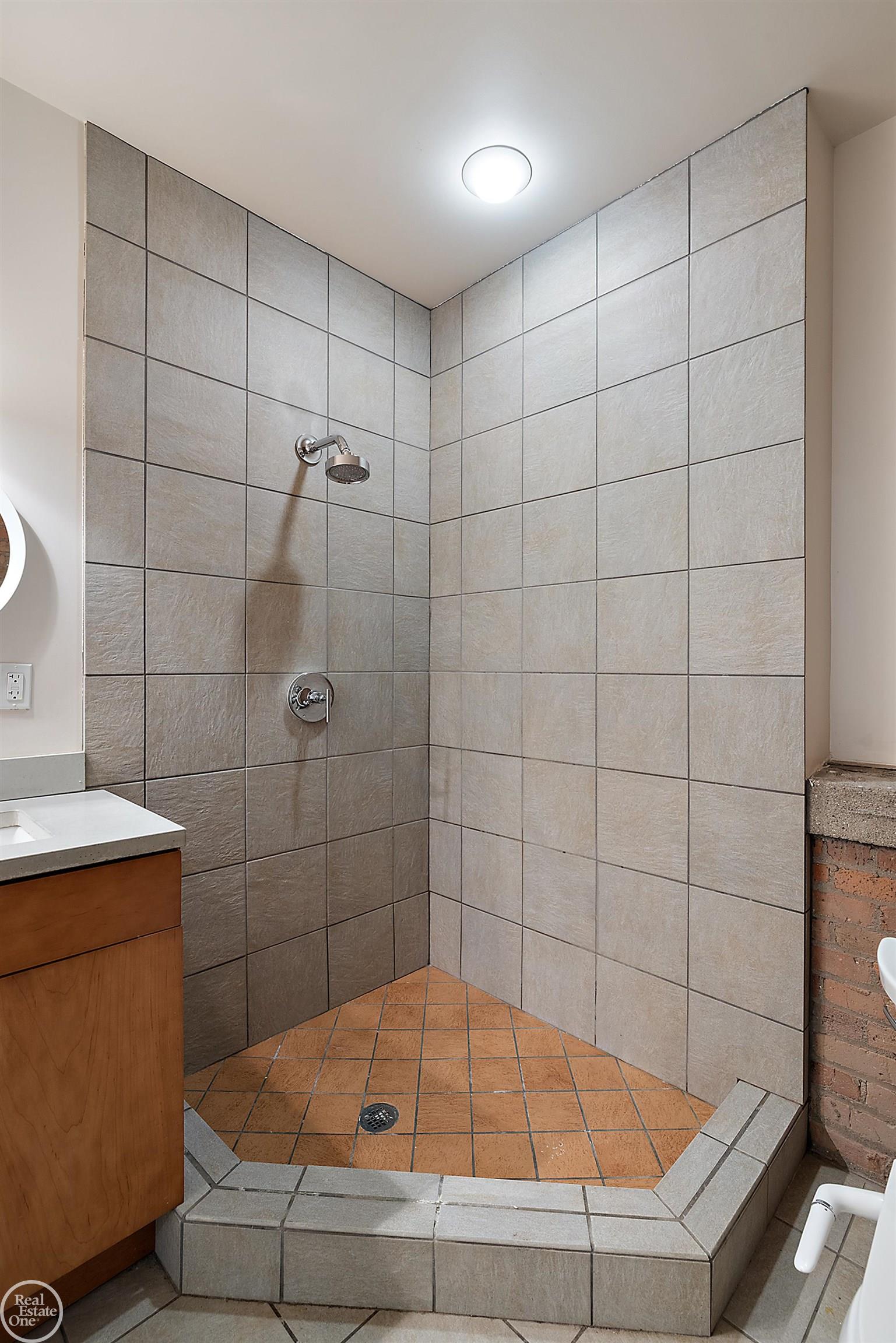 444 W Willis St Unit#89/205 Street Unit: Unit#89/205