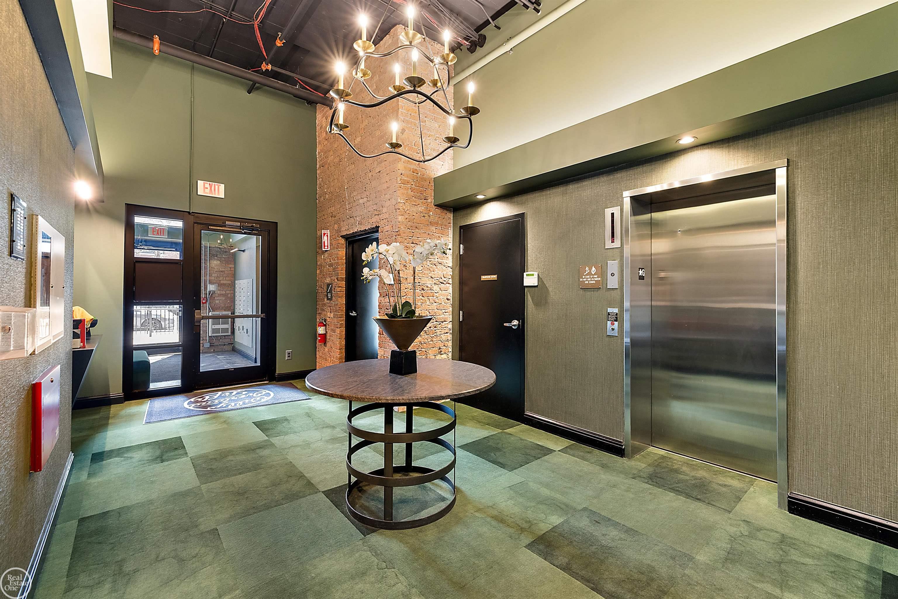 444 W Willis St Unit#89/205 Street Unit: Unit#89/205