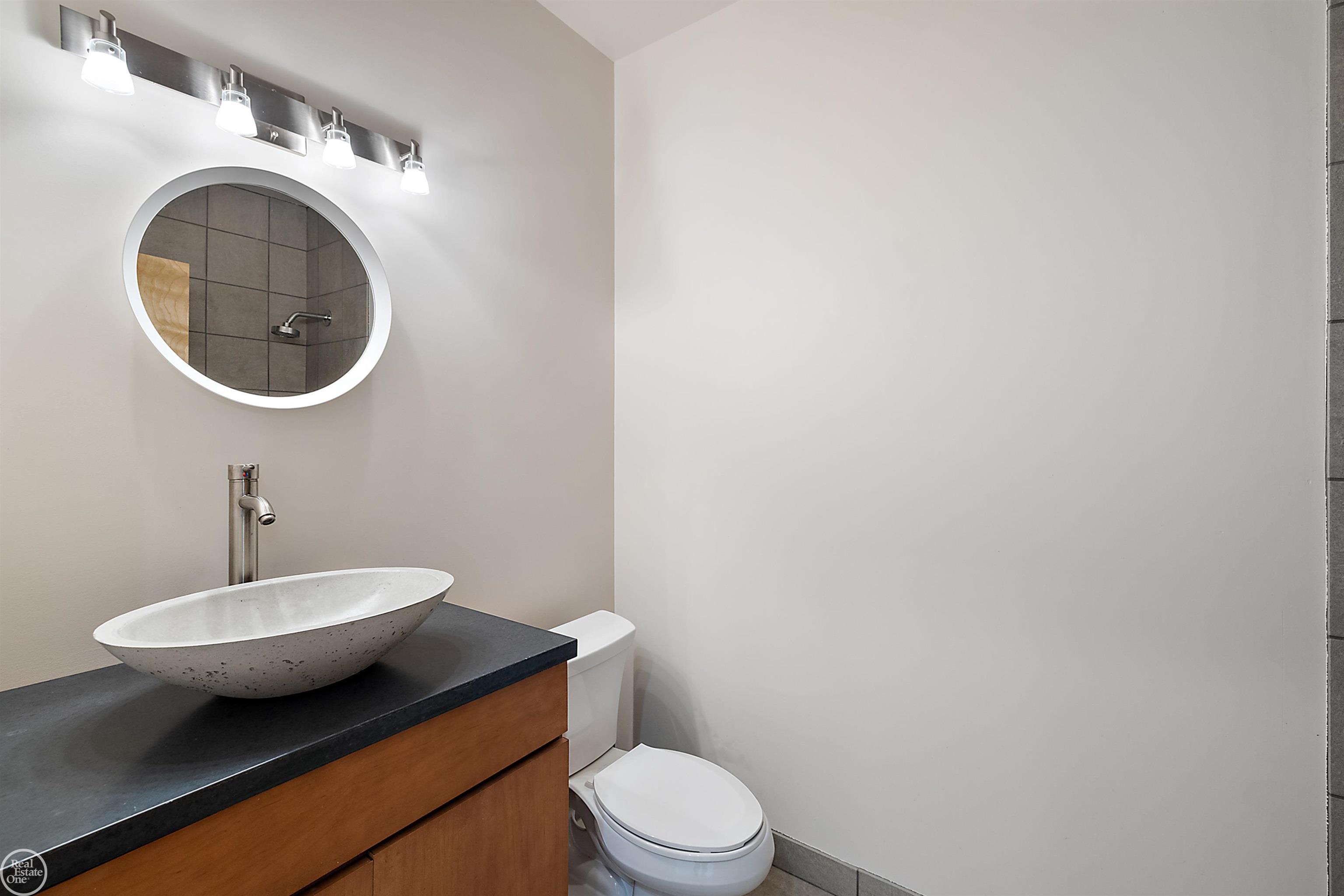 444 W Willis St Unit#89/205 Street Unit: Unit#89/205