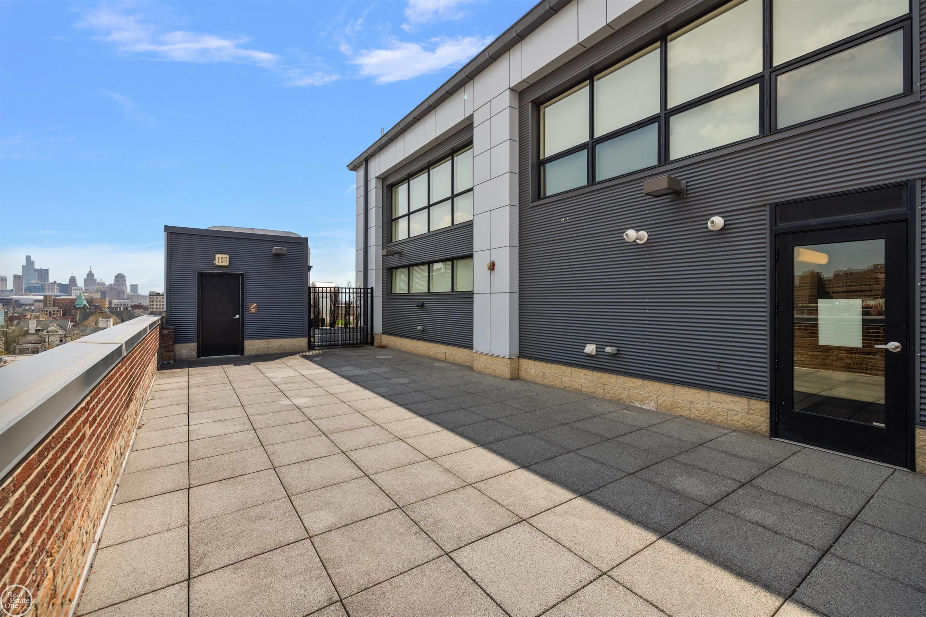 444 W Willis St Unit#89/205 Street Unit: Unit#89/205