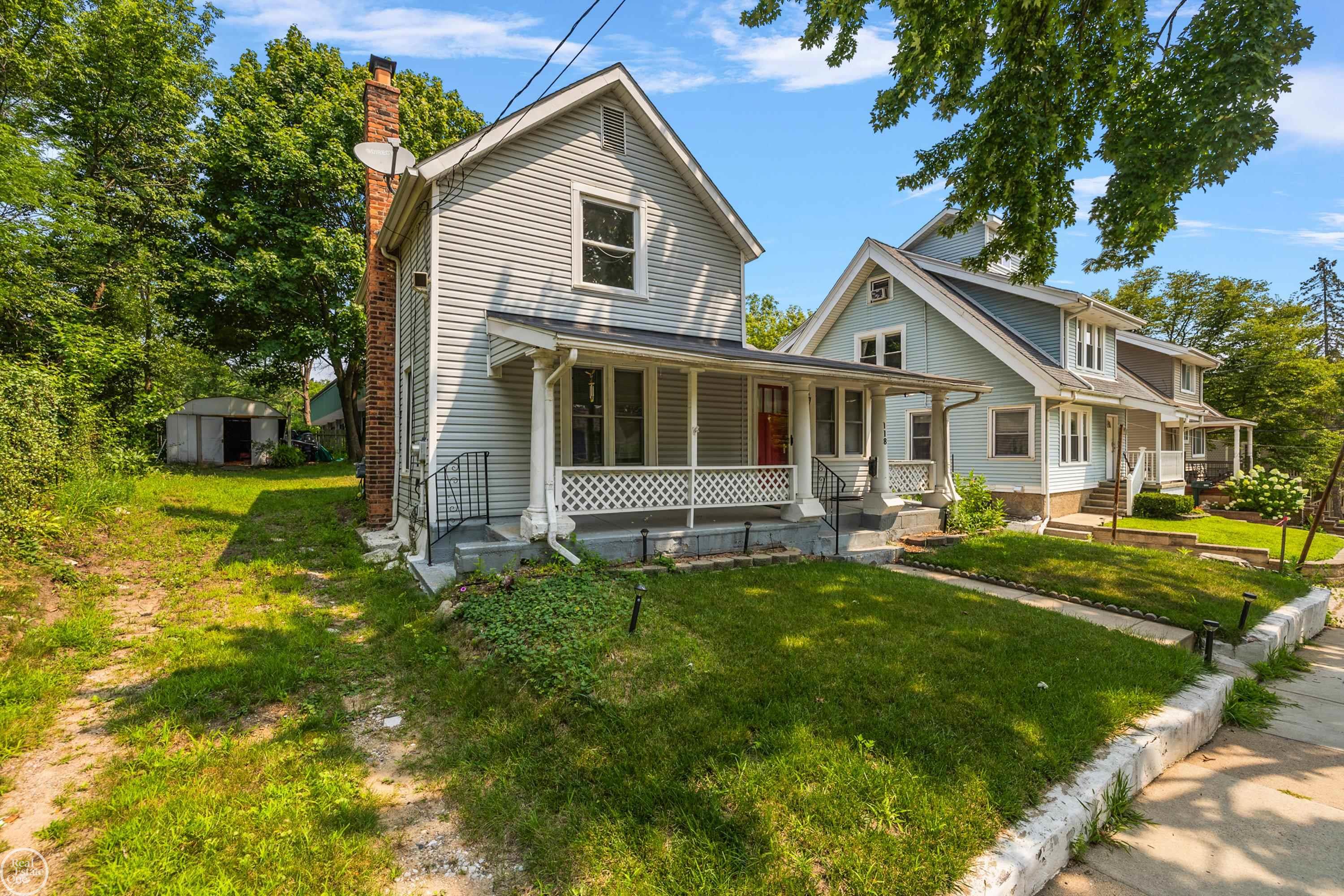 118 W Summit Street