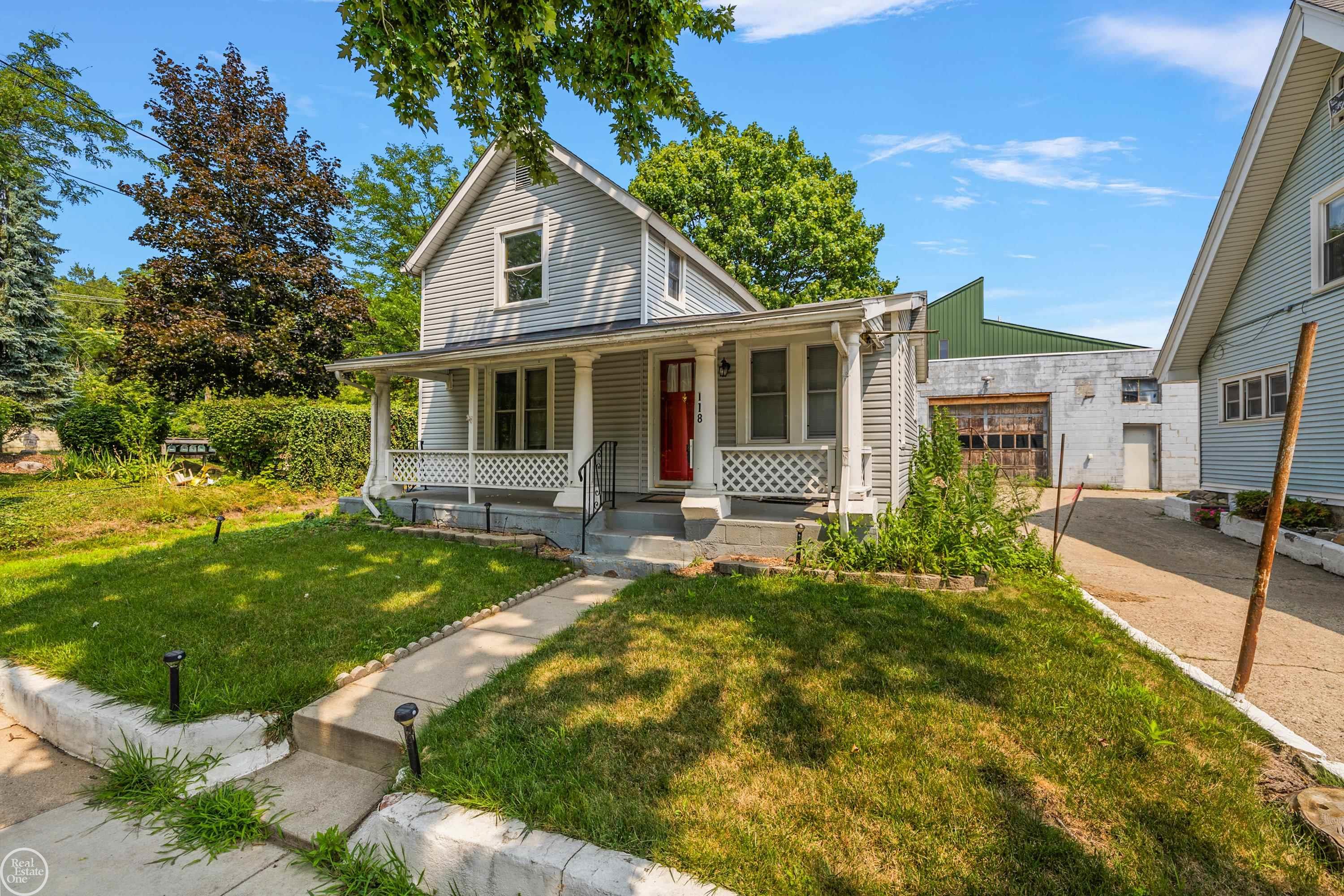 118 W Summit Street