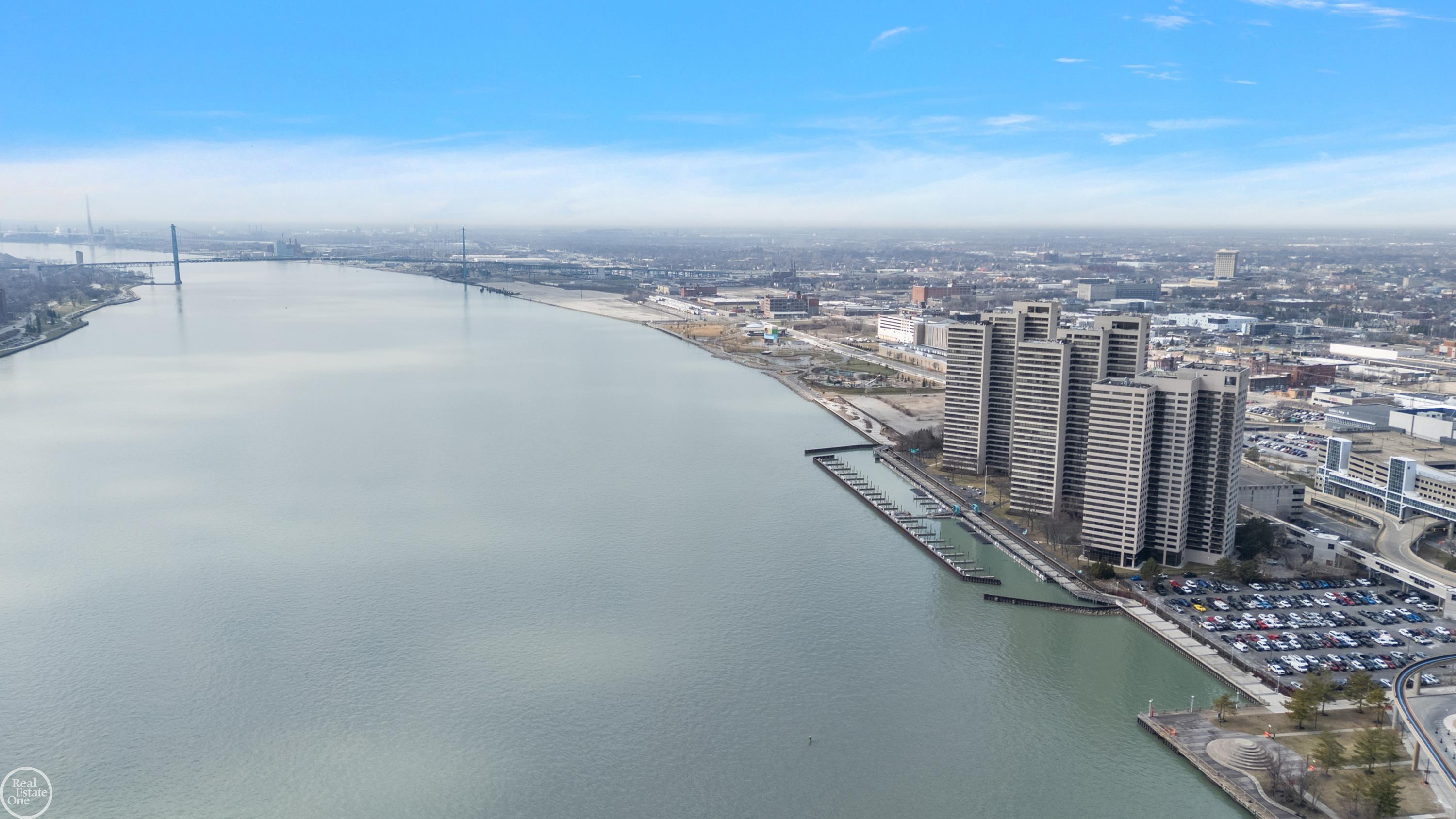 1001 W Jefferson Unit 7b Avenue Bldg 300