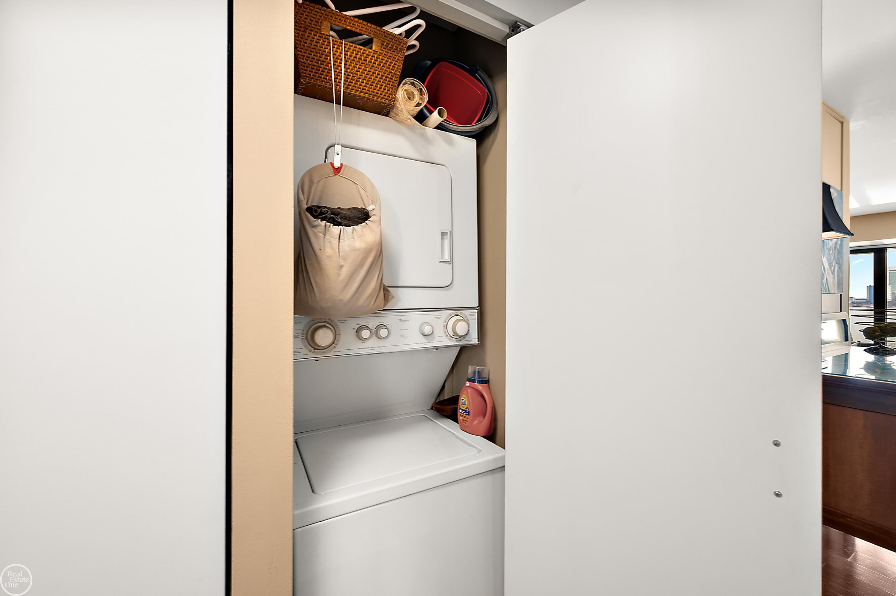 1001 W Jefferson Unit 7b Avenue Bldg 300