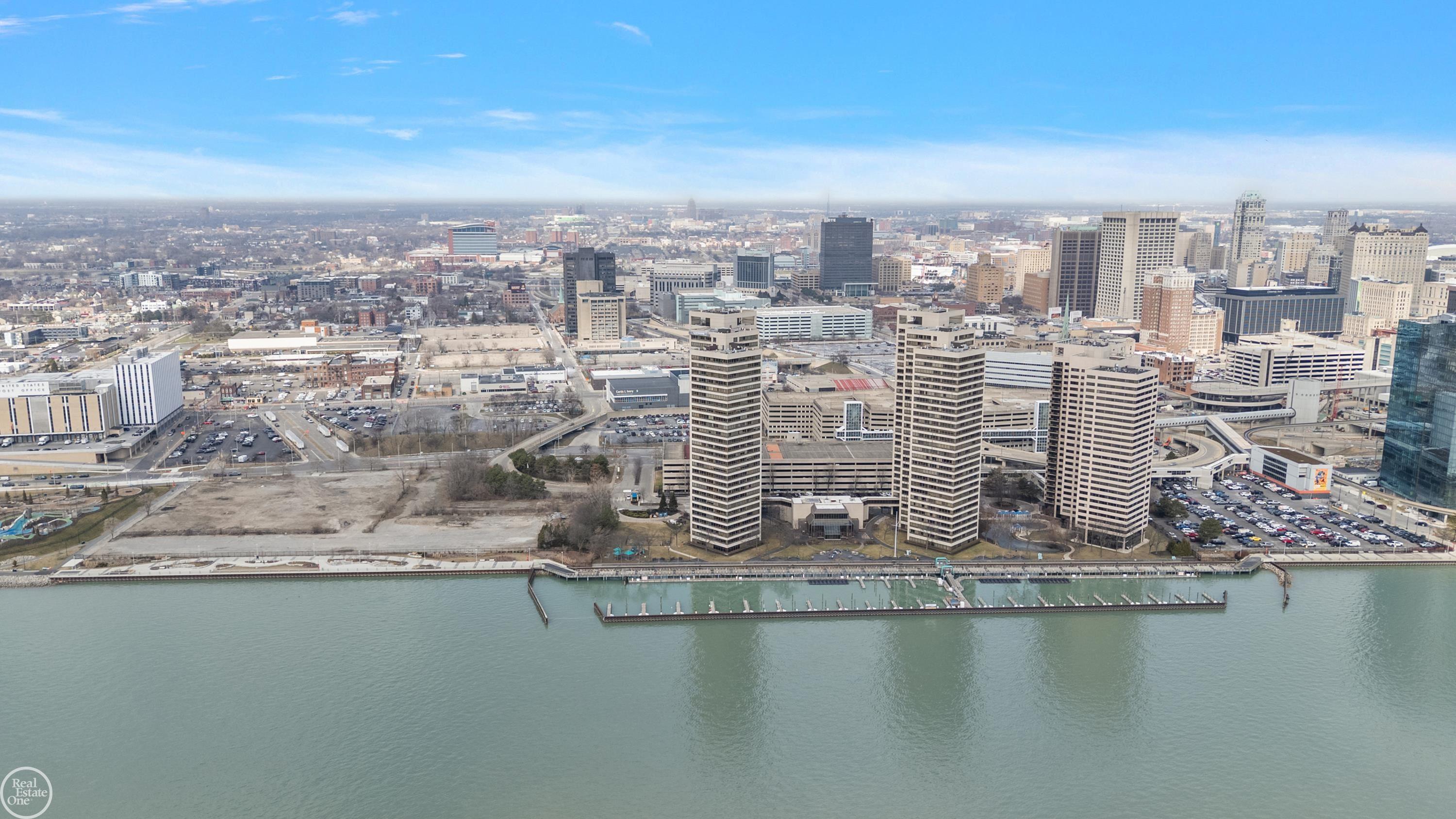 1001 W Jefferson Unit 7b Avenue Bldg 300