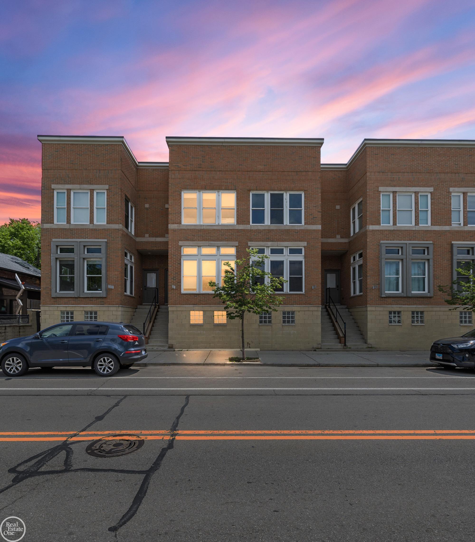 4430 3rd Street Unit: Nine on 3rd