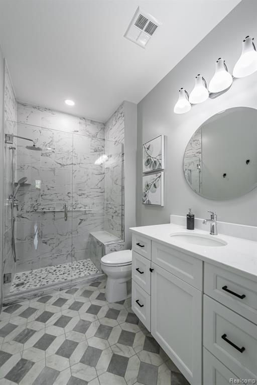 2905 N Knightsbridge