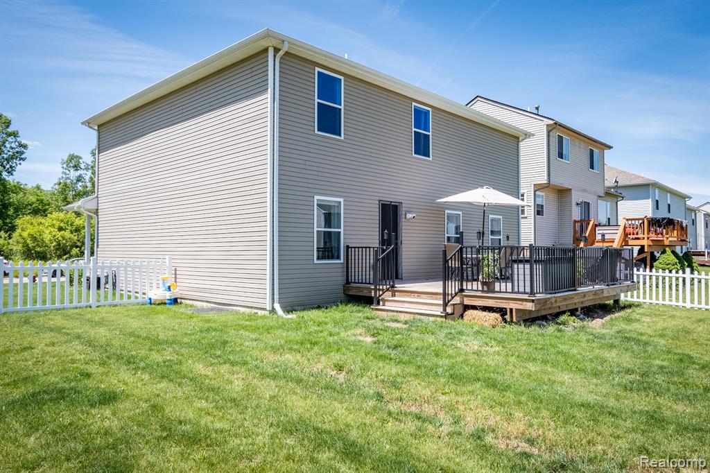 1642 Greenway Drive