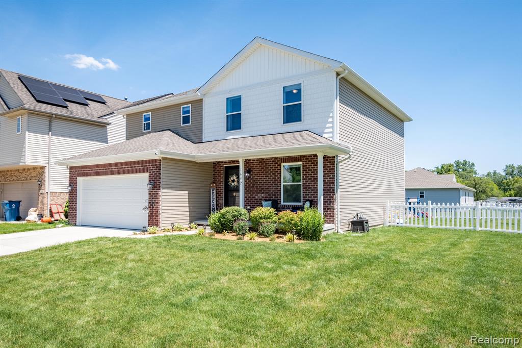 1642 Greenway Drive