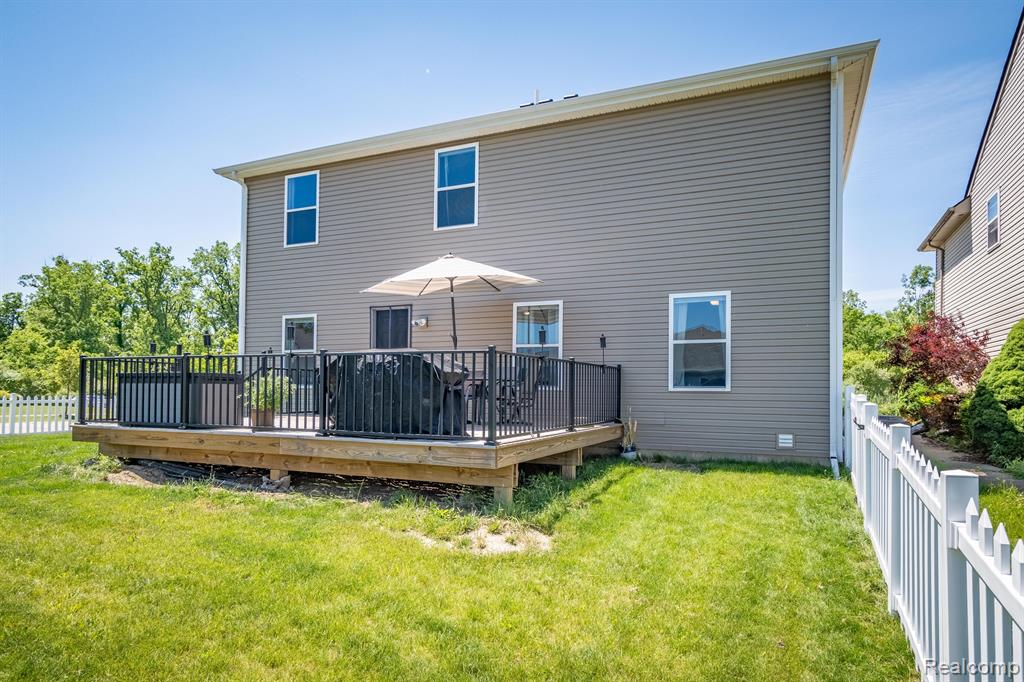 1642 Greenway Drive