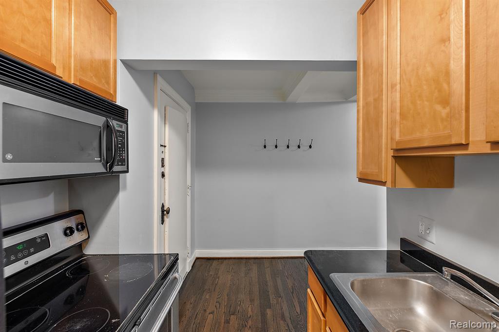 15 E Kirby Street # 322
