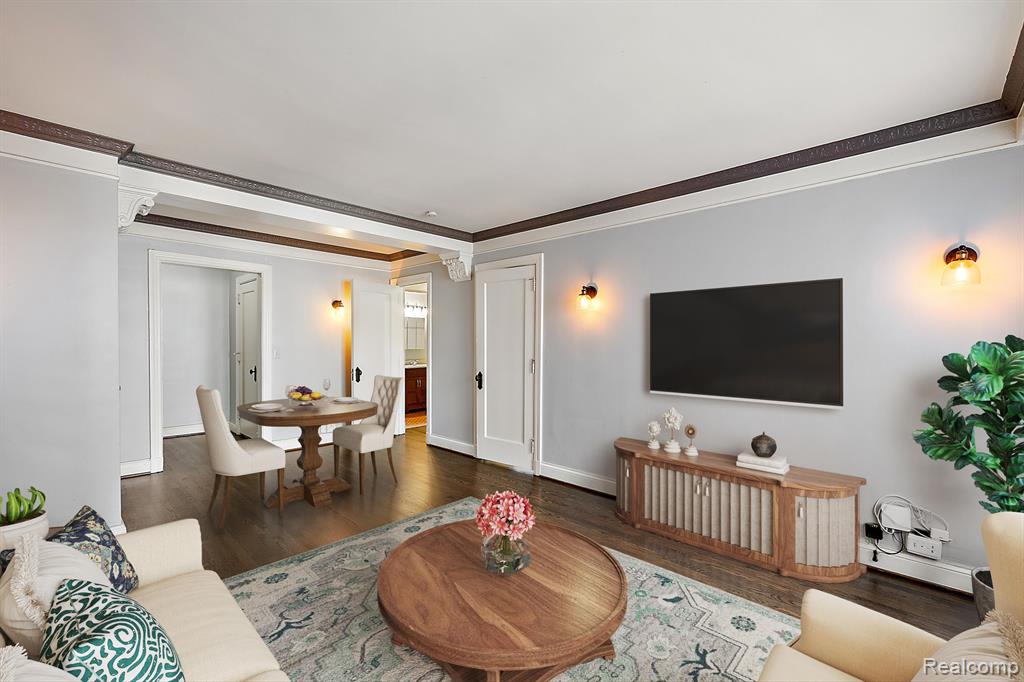 15 E Kirby Street # 322