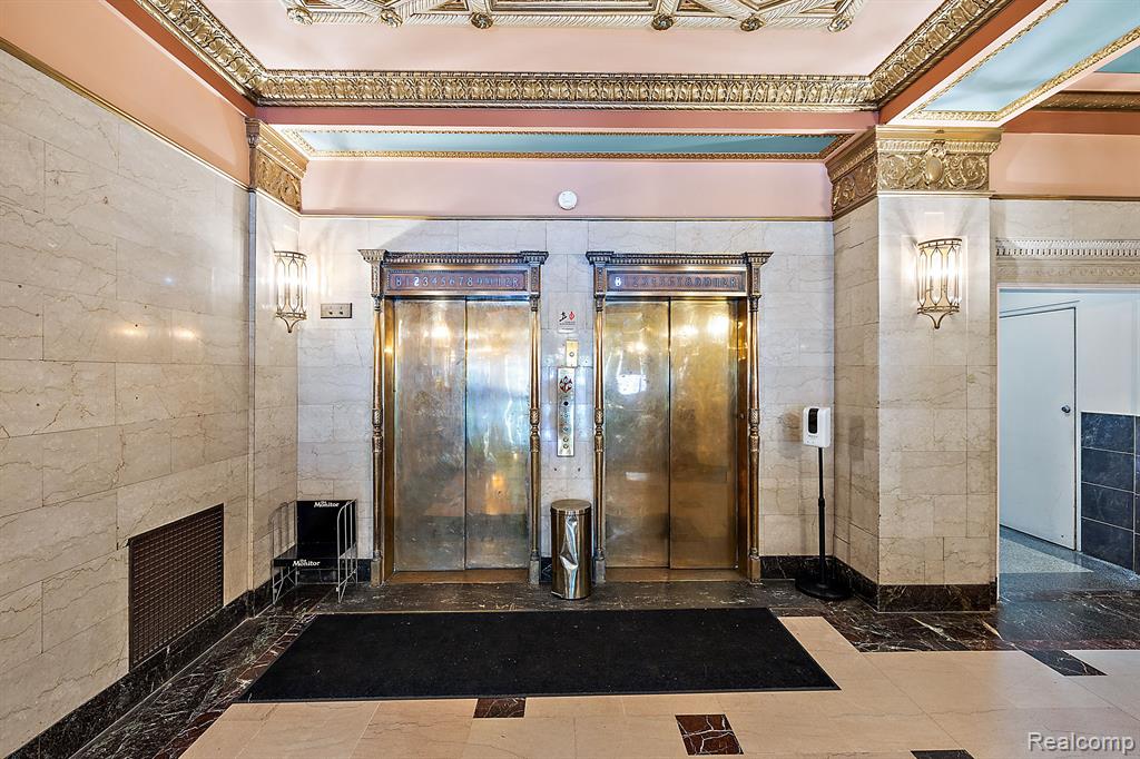 15 E Kirby Street # 322