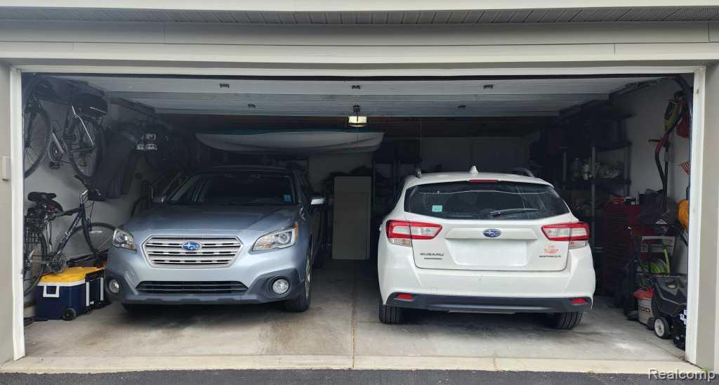 309 E Ferry Street Unit: 8 EAST BUILDING