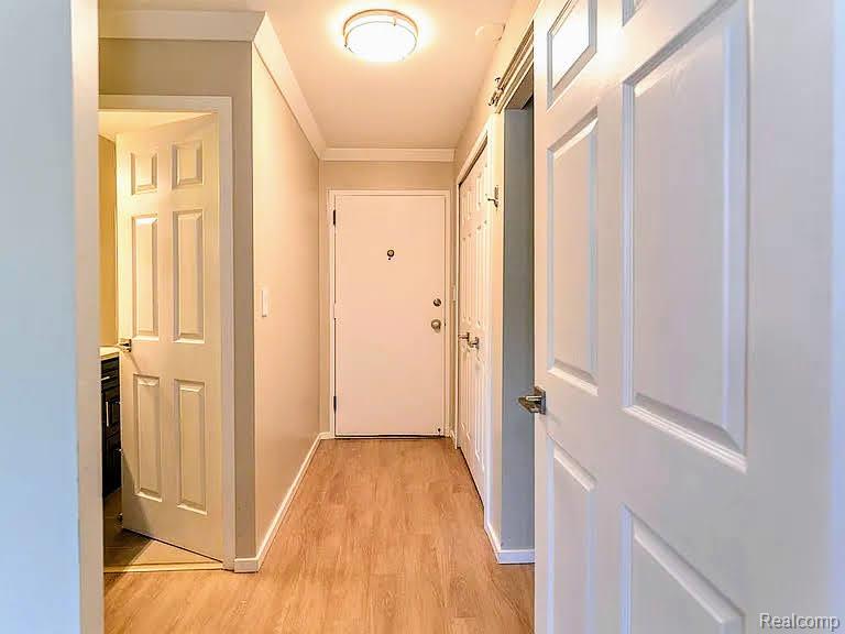 1050 Wall Street # 2E