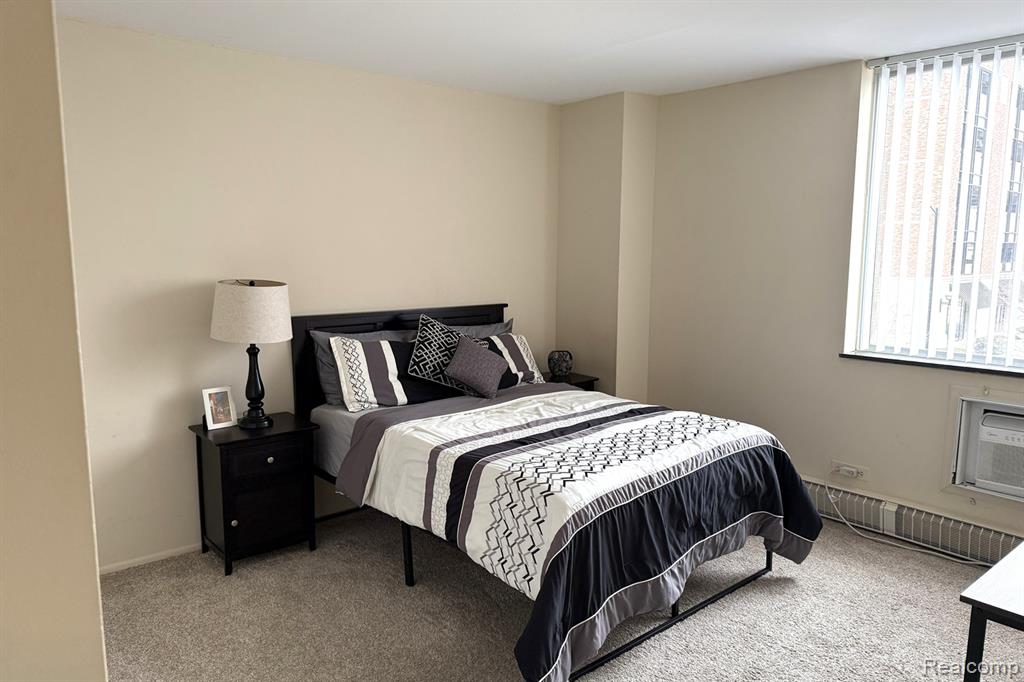 1050 Wall Street # 2E