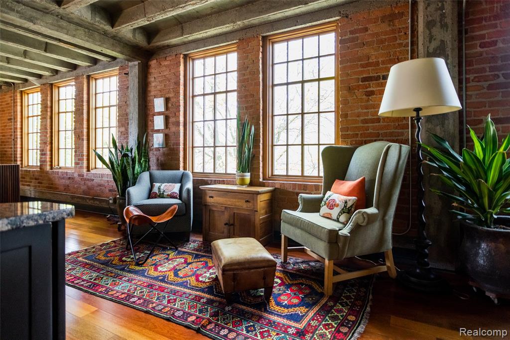 627 W Alexandrine Street # 1