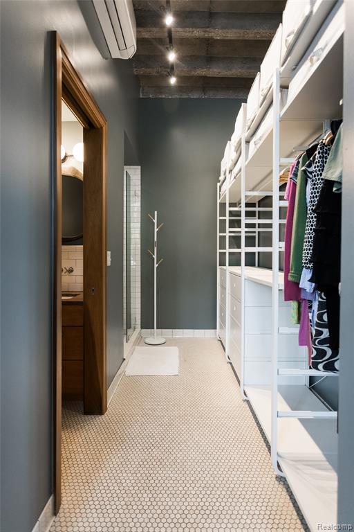627 W Alexandrine Street # 1