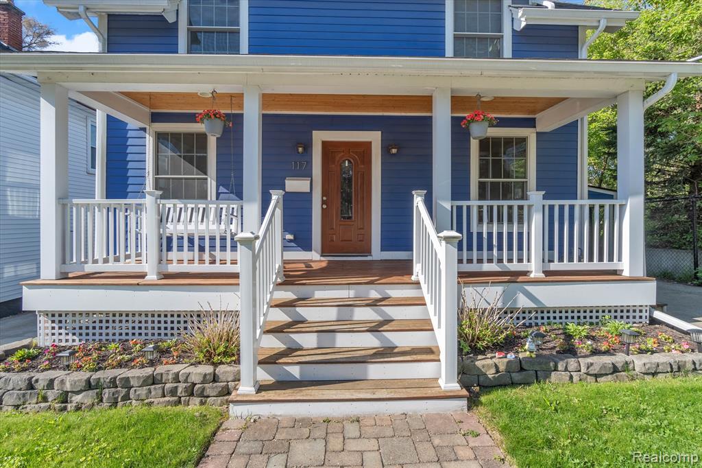 117 W Summit Street