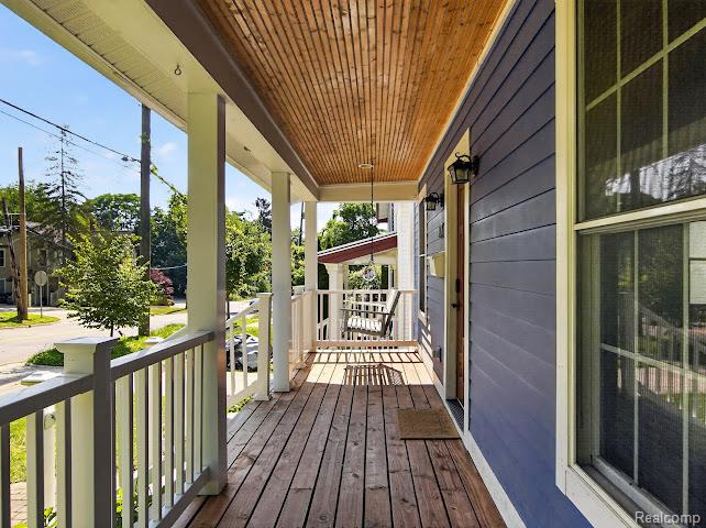 117 W Summit Street