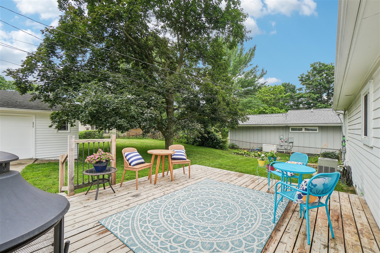 3110 Hilltop Drive