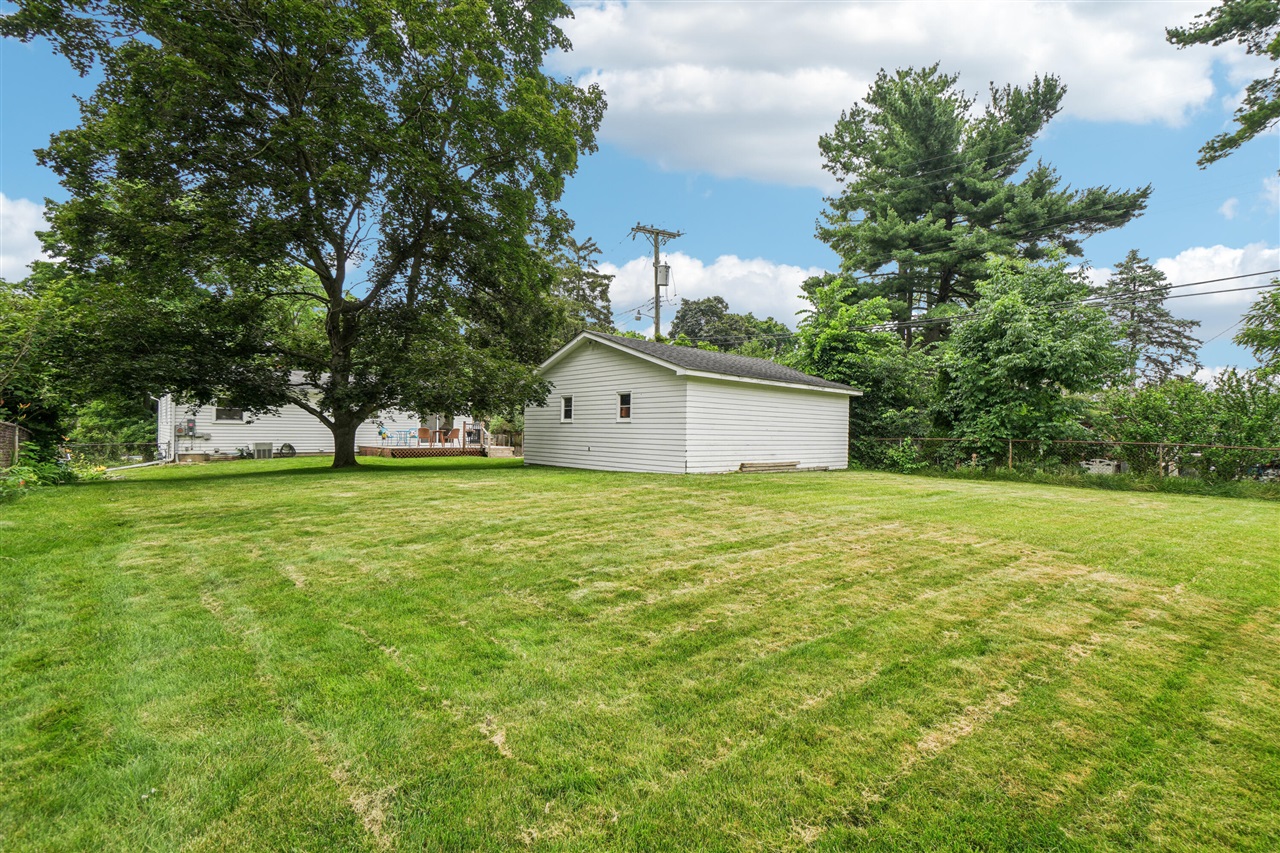 3110 Hilltop Drive
