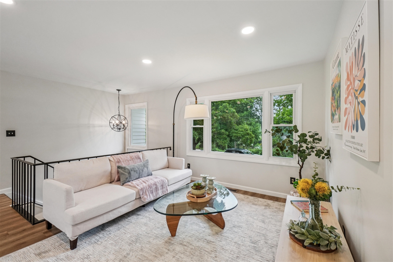 3110 Hilltop Drive