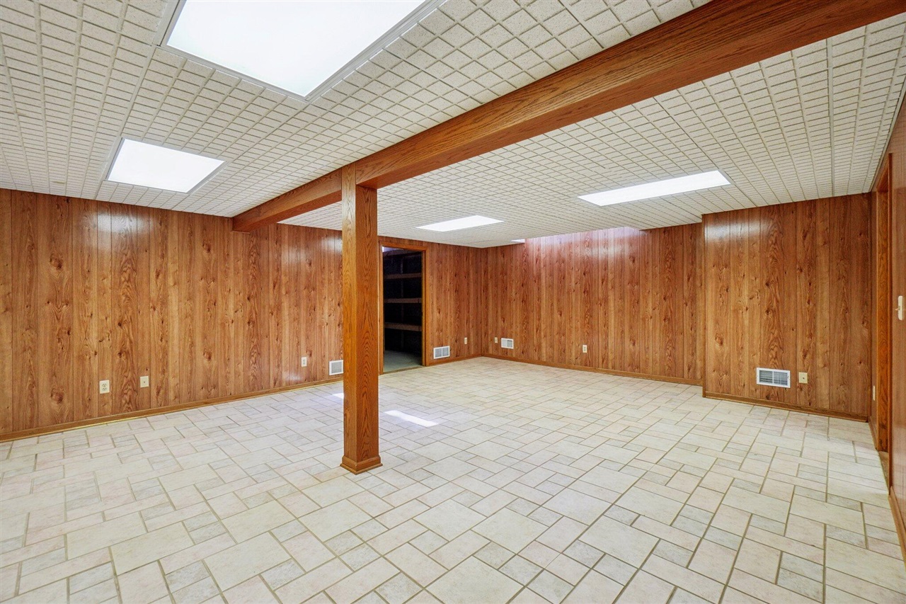 12627 N Territorial Road