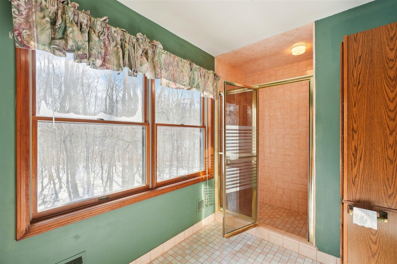 12627 N Territorial Road