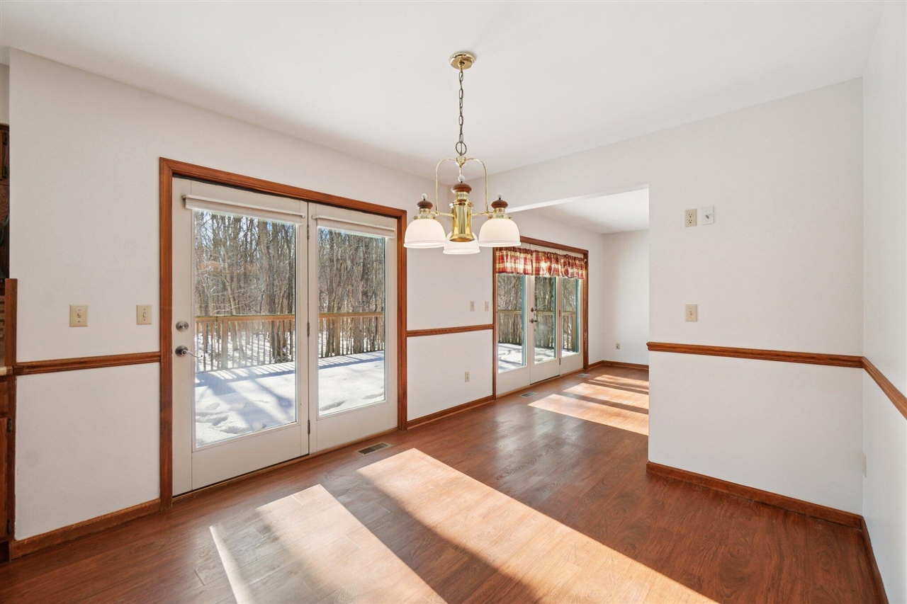 12627 N Territorial Road