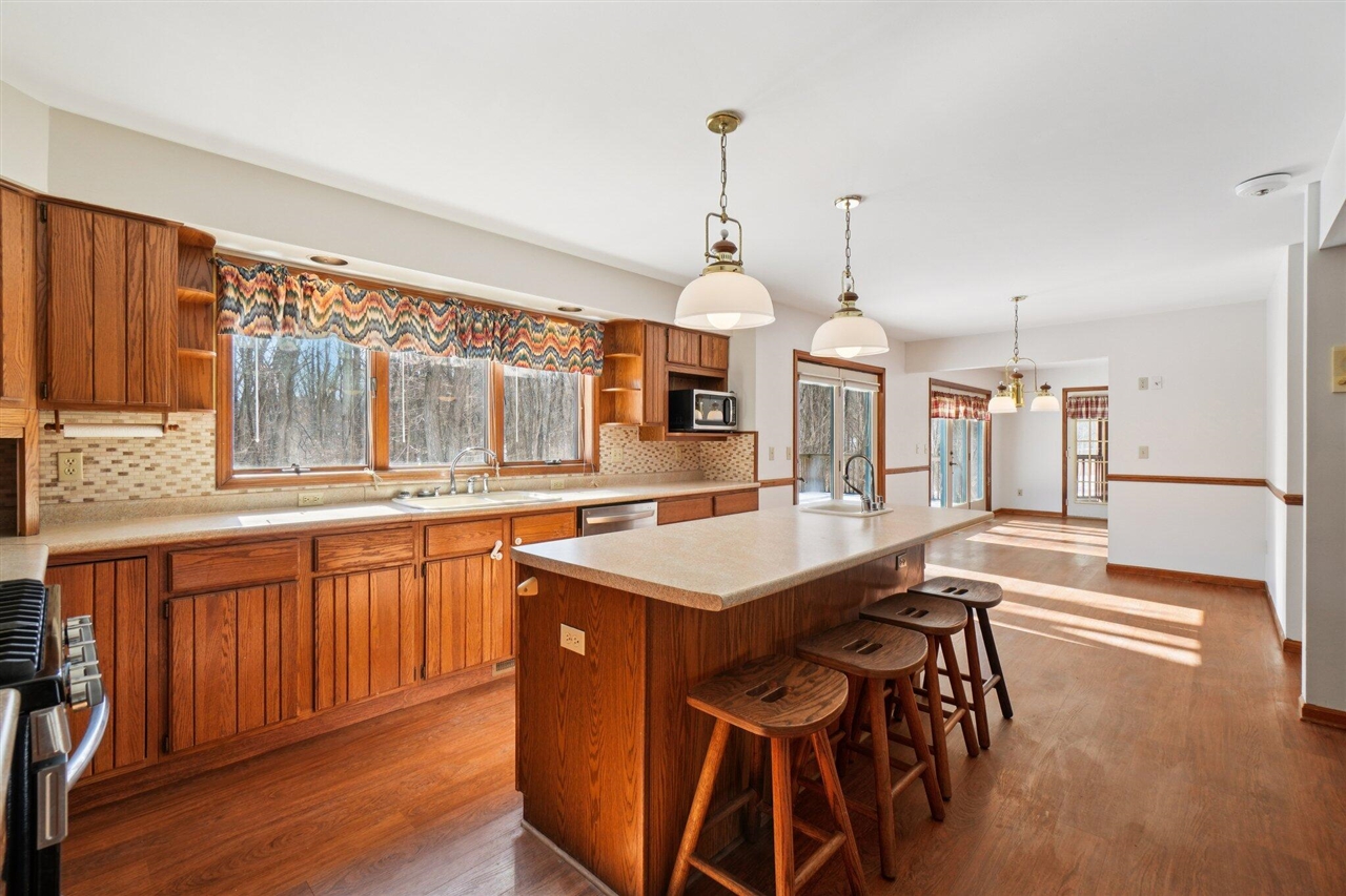 12627 N Territorial Road