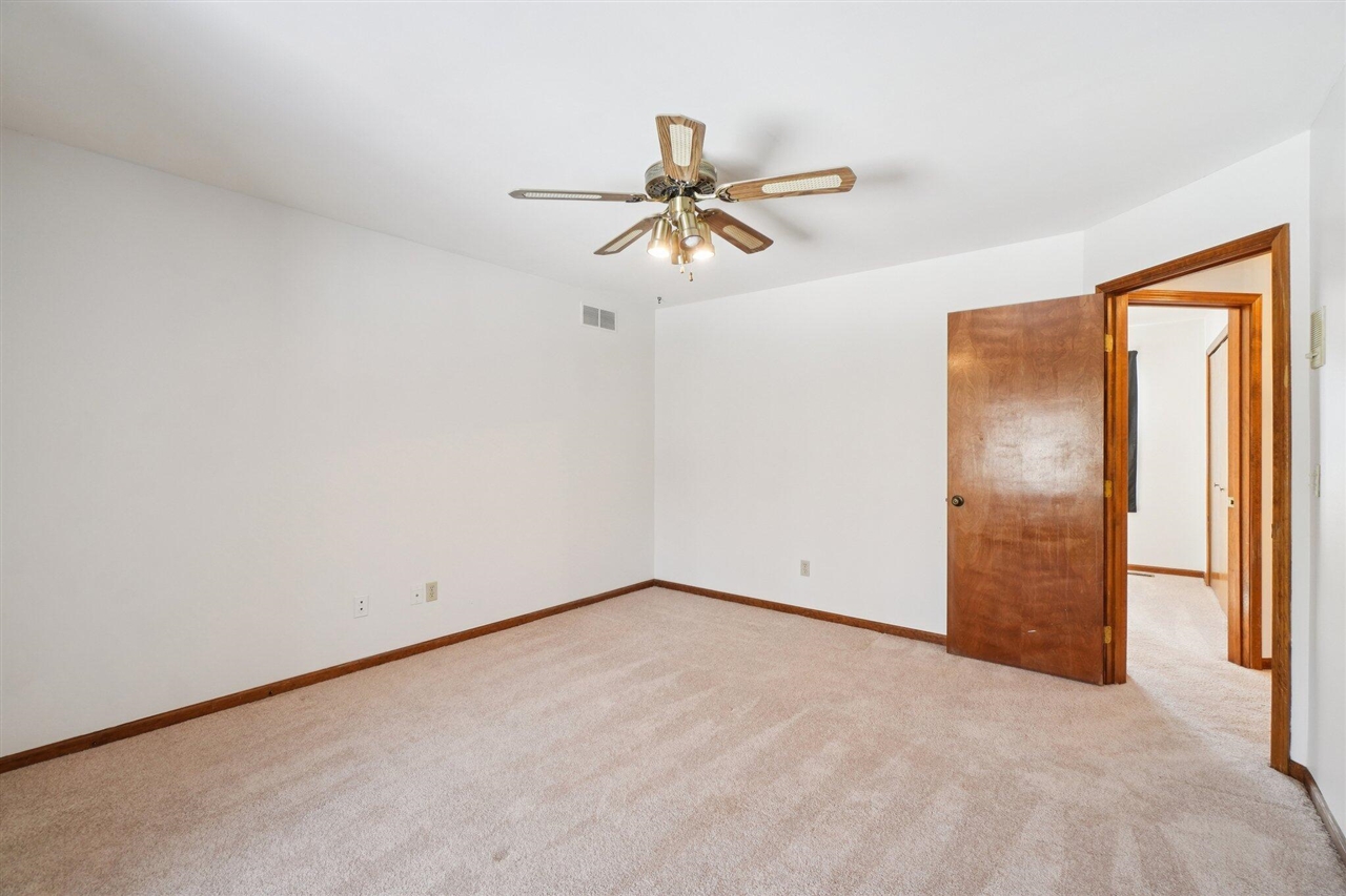 12627 N Territorial Road