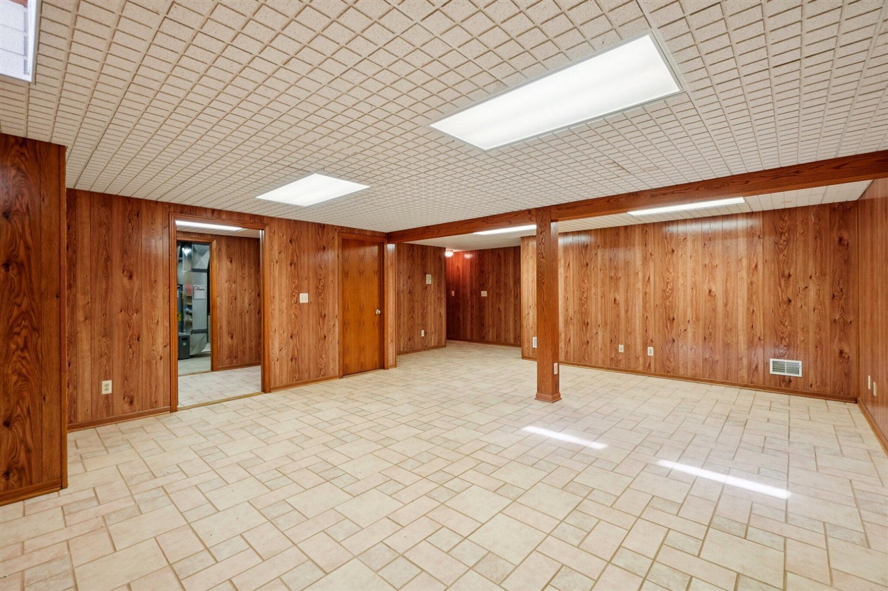 12627 N Territorial Road