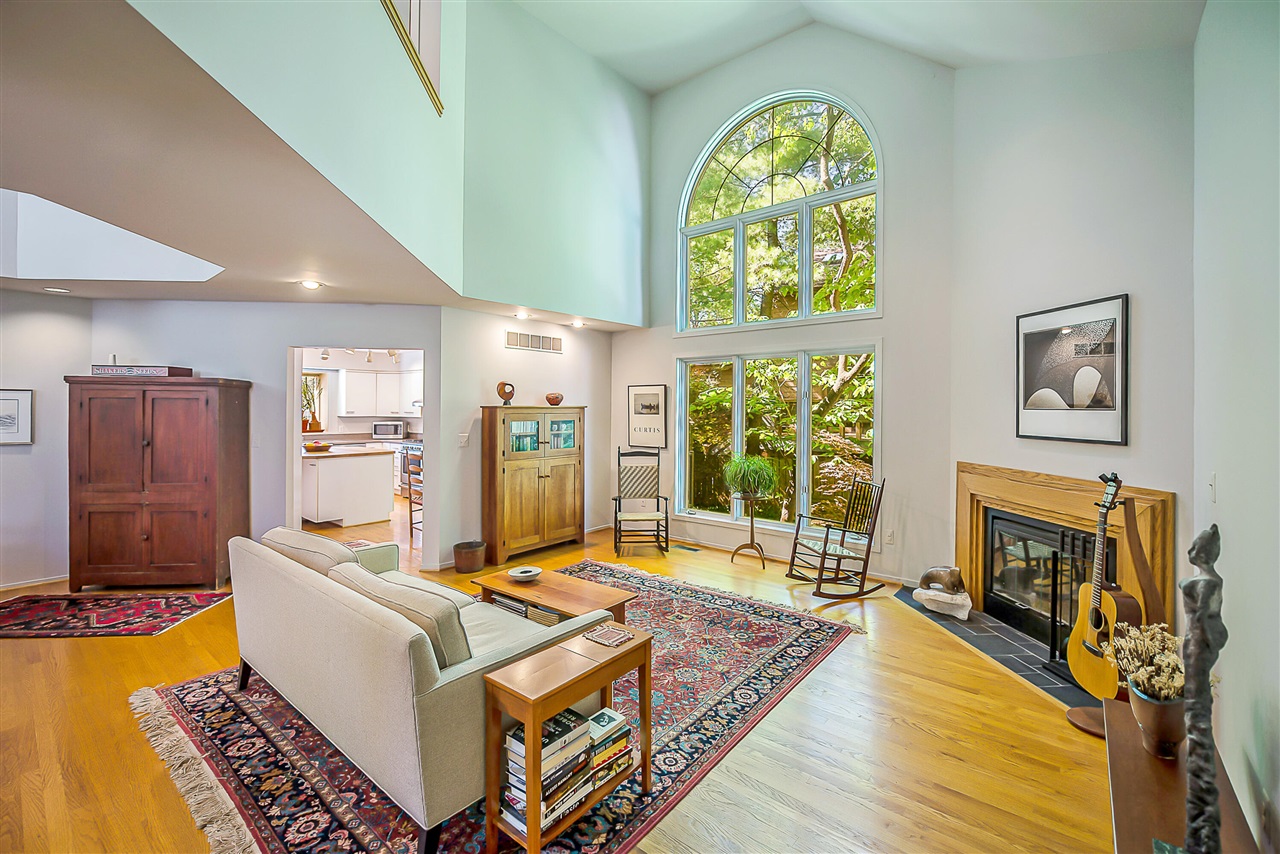 555 Glendale Circle