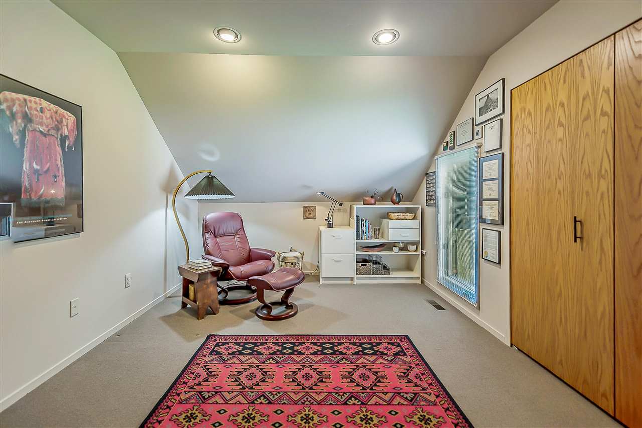 555 Glendale Circle